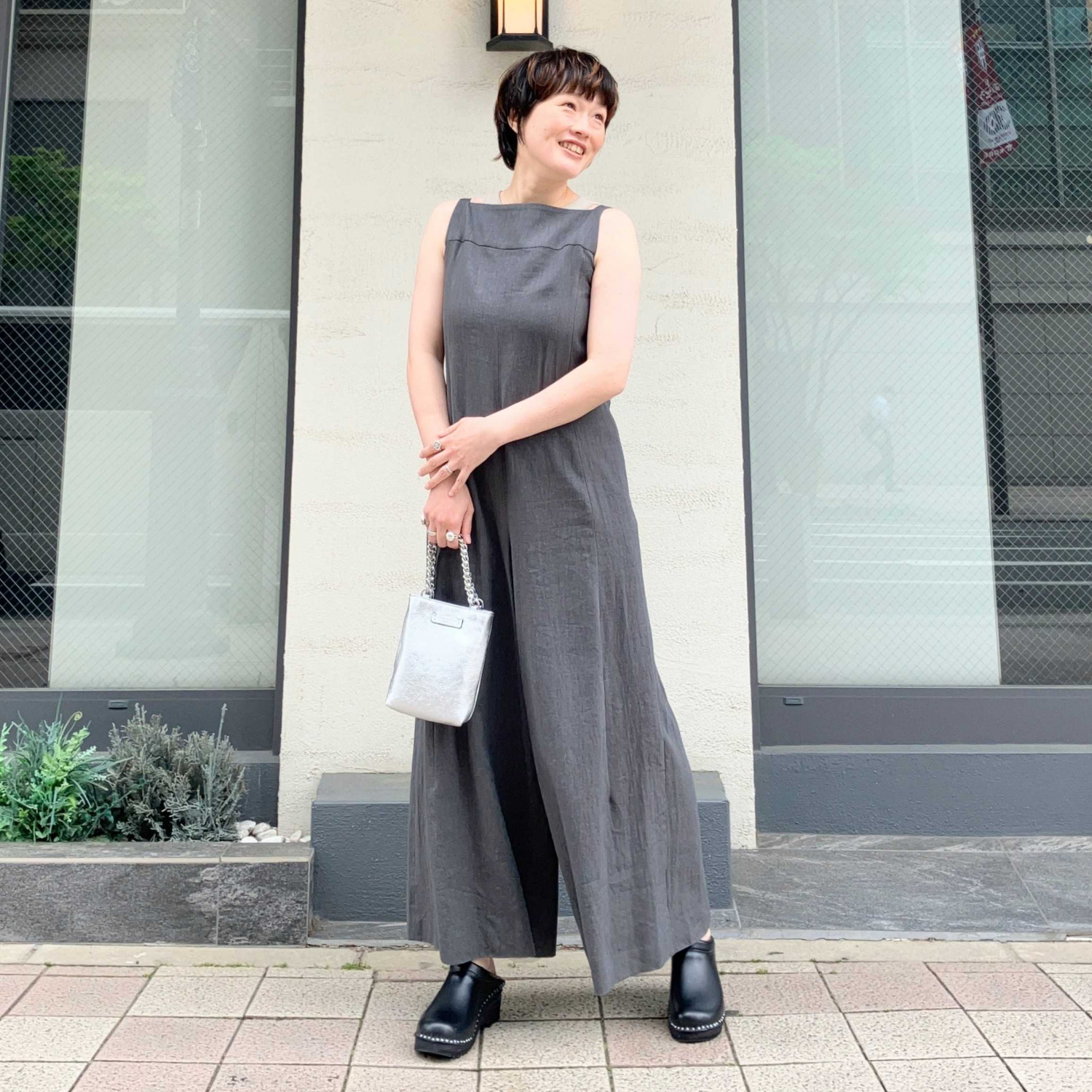 〈Demi-Luxe BEAMS〉AK+1/リネン混オールインワン&ベルテッドジレ