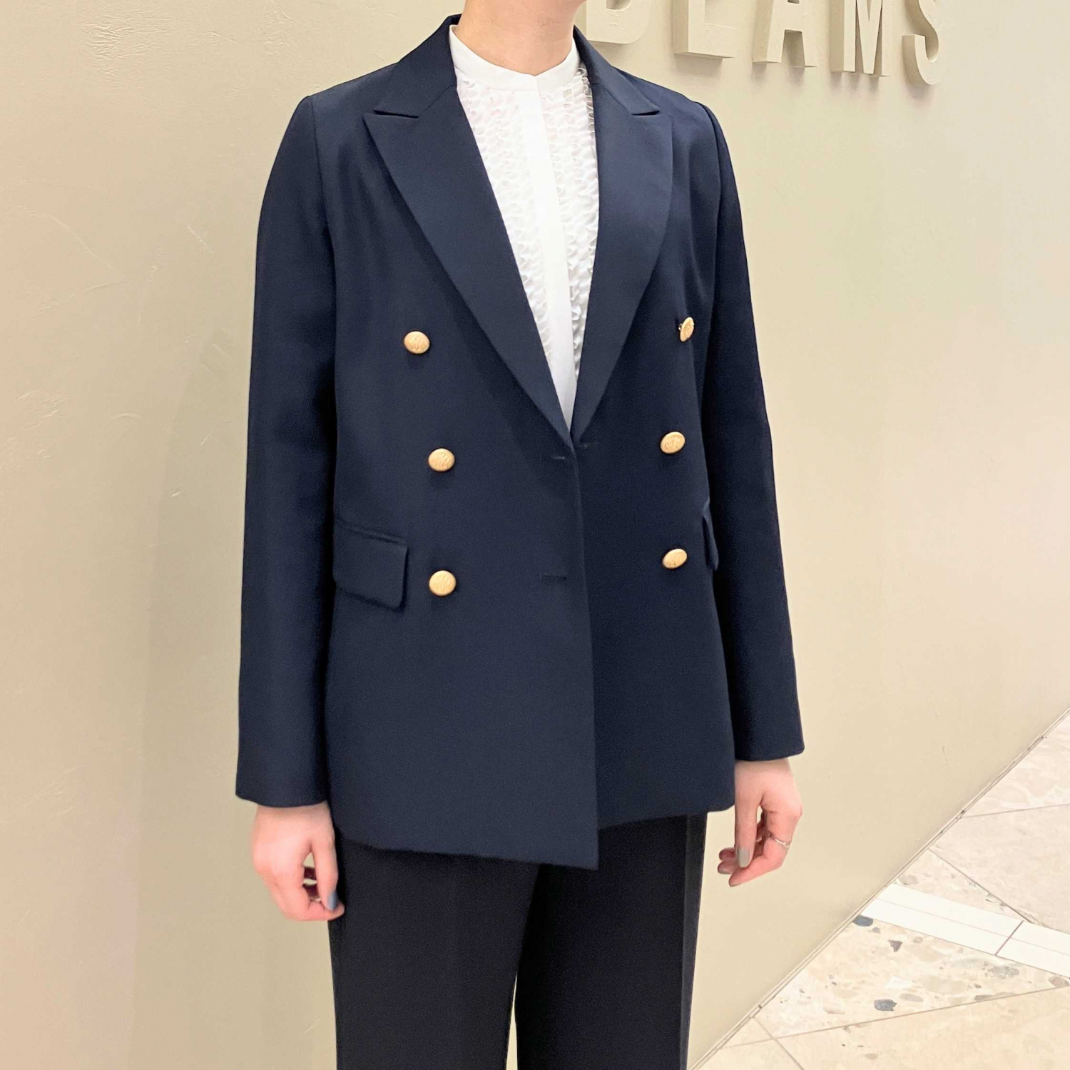 〈Demi-Luxe BEAMS〉ドライギャバジン ６ボタン ダブルジャケット