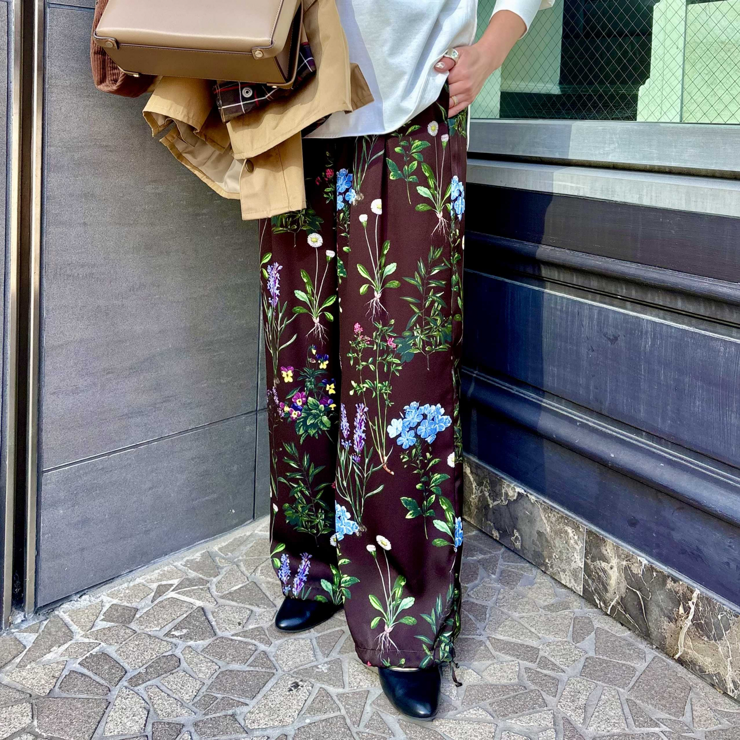 〈Demi-Luxe BEAMS〉【別注】TICCA / フラワー プリント パンツ