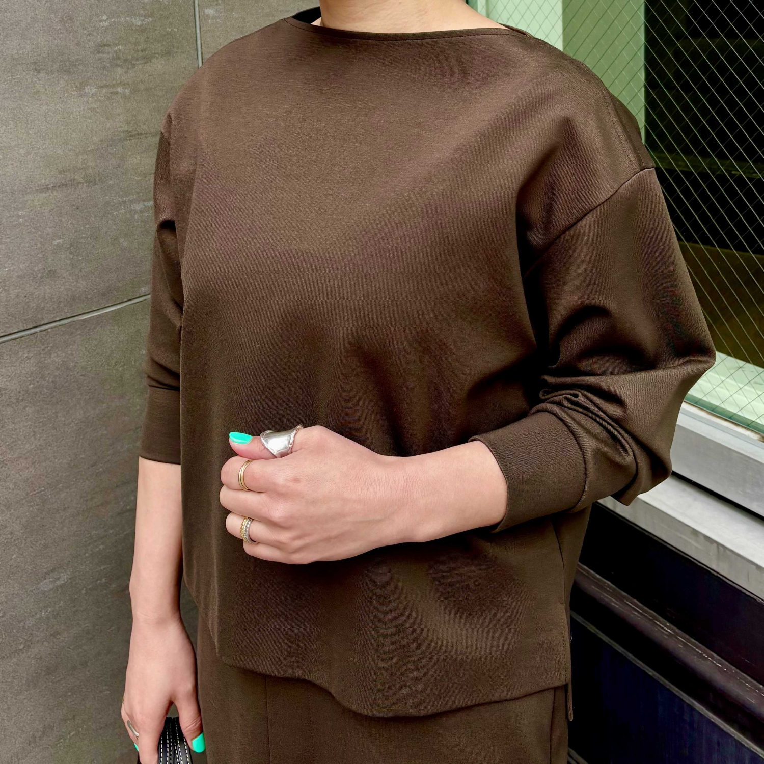 〈Demi-Luxe BEAMS〉ポンチ ボートネック プルオーバー