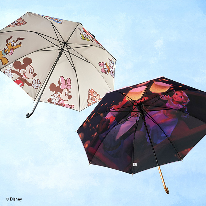 ディズニーキャラクターに囲まれて雨の日も気分が弾む新コレクション「RAINY DAY」をディズニーストアで順次発売