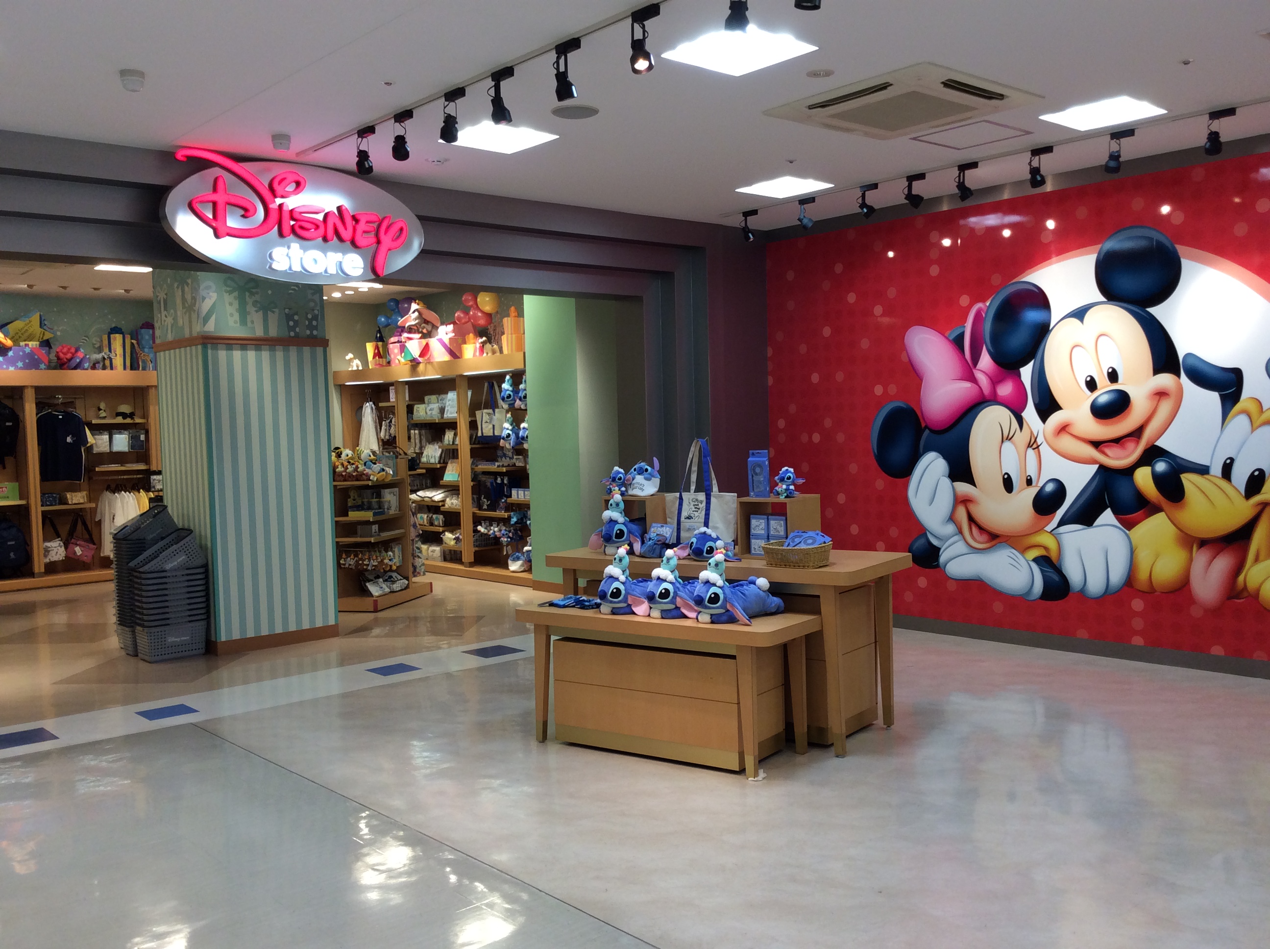 Disney Store ショップ詳細 クレフィ三宮